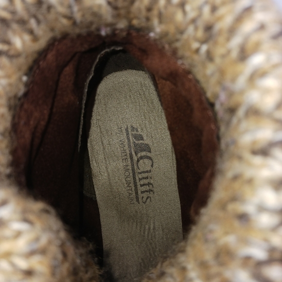 White Mountain Cliffs Duena Lace Up Boot - Picture 4 of 5